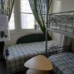 In 호스텔 파리